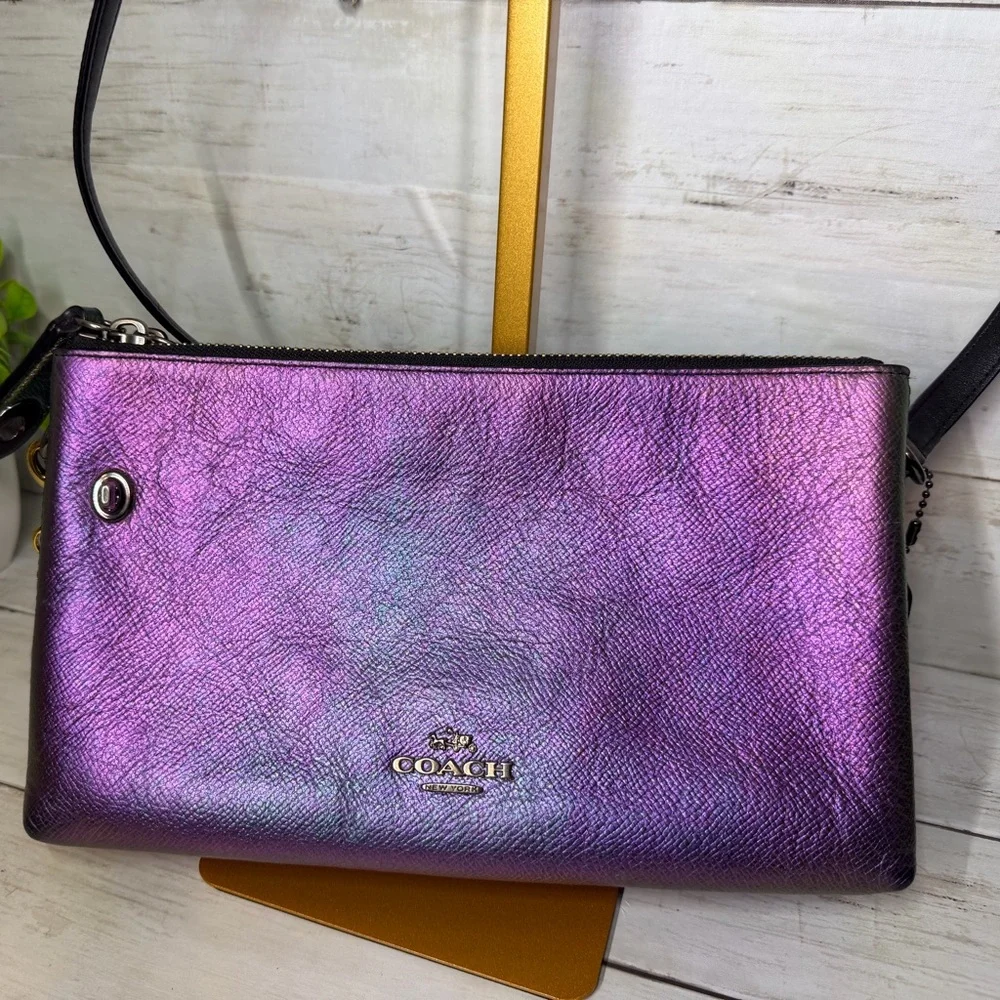 Rare Coach Crosby Hologram Iridescent
Crossbody Purple Green blue - Picture 5 of 16